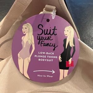 NWT Spanx Low Back Plunge Thong Bodysuit in Beige